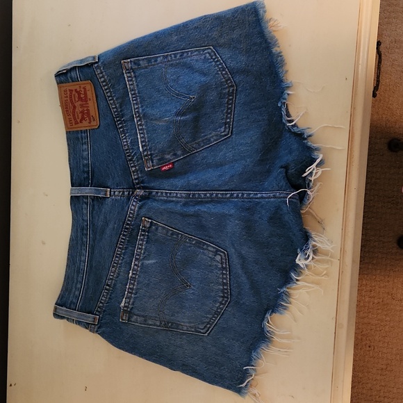 Levi 501 Denim Shorts - Picture 2 of 2